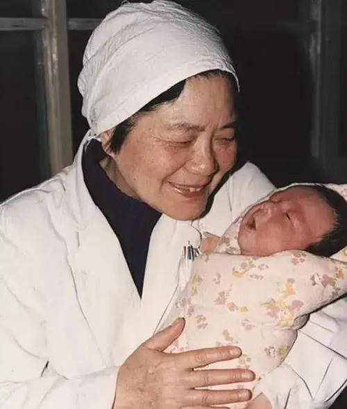 第三代试管包生男孩费用多少？包生男孩试管费用要贵吗