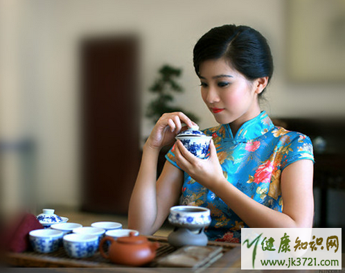 女人能不能喝茶叶茶女性经常喝茶的好处与坏处