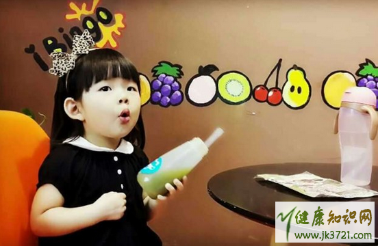宝宝可以喝玉米汁吗宝宝能喝哪些蔬菜水果汁