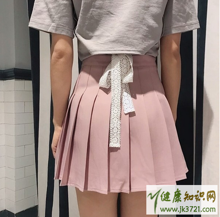 2017春季流行什么样的服饰春季流行服装及穿搭女生版