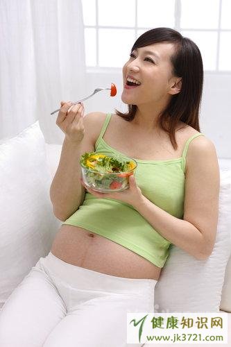 孕妇宜多吃新鲜食物减少外出就餐