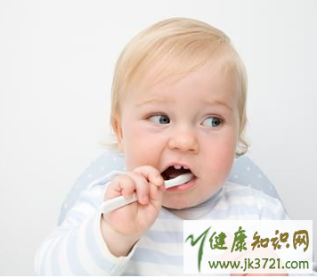 宝宝不爱刷牙怎么办不爱刷牙的原因