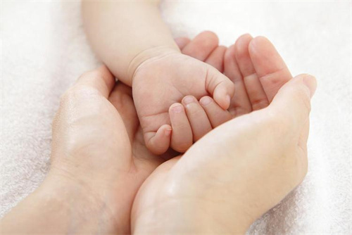 在湖南省妇幼保健院做供卵试管婴儿有补助吗？湖南邵阳有能做签约试管婴儿的吗？