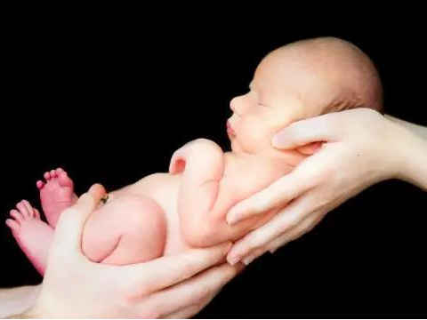 双胞胎试管婴儿的费用：龙凤胎试管需要多少费用？
