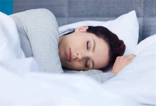 孕妇吃钙片有什么坏处？医生为何不建议孕妇吃钙片