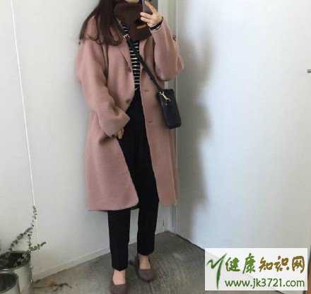 小个子女生搭配推荐小个子女生穿衣技巧插图5 小个子女生搭配推荐小个子女生穿衣技巧插图5