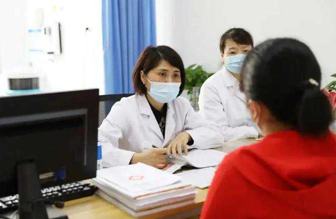 45岁女性想生多胞胎可以做试管婴儿吗？插图