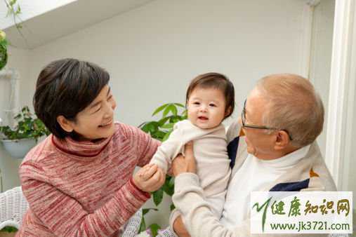 隔代教育如何扬长避短隔代教育的四大误区插图2