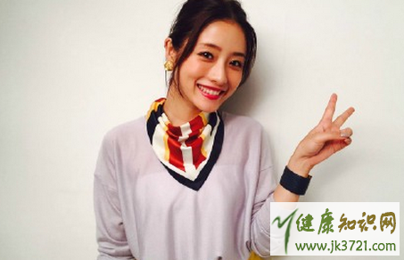 石原里美同款校阅女孩穿搭十元行走的衣架子百变造型盘点插图 石原里美同款校阅女孩穿搭十元行走的衣架子百变造型盘点插图