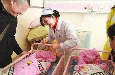 人工试管双胞胎多少钱？试管做双胞胎效果插图