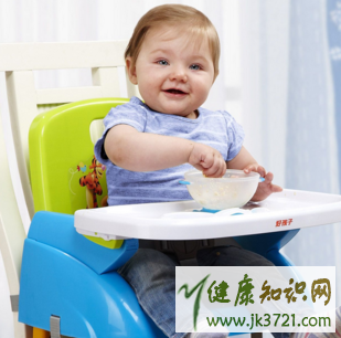 儿童餐椅有哪些分类如何选购儿童餐椅插图3