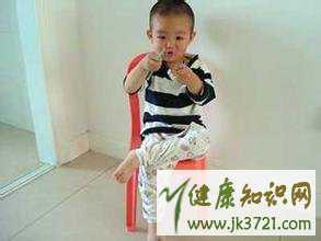 孩子不能跷二郎腿警惕臀肌挛缩症插图