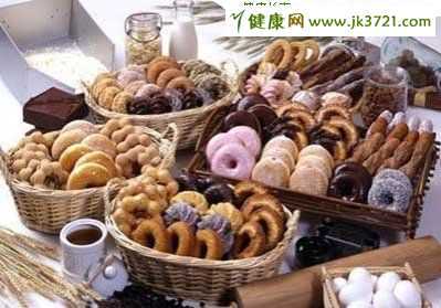 女性要防病首先要忌甜食插图