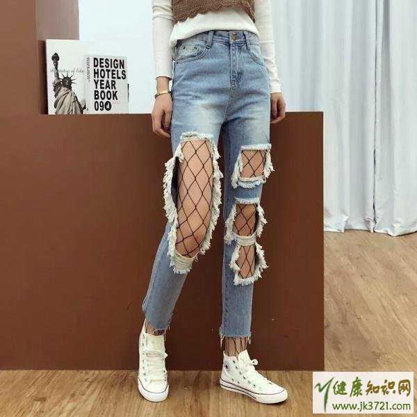 2017春季流行什么样的服饰春季流行服装及穿搭女生版插图4 2017春季流行什么样的服饰春季流行服装及穿搭女生版插图4
