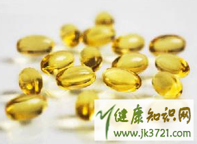小儿乱服鱼肝油易中毒如何正确给宝宝补充鱼肝油插图 小儿乱服鱼肝油易中毒如何正确给宝宝补充鱼肝油插图