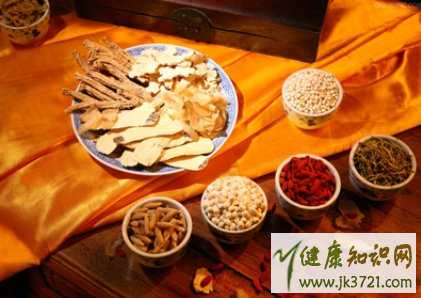 乳头痒是怎么回事乳房保健的注意事项插图1