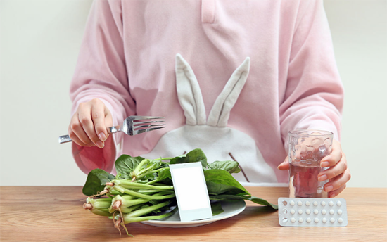 备孕期女性盲目吃黑豆有哪些不好？会导致排卵出现异常插图1