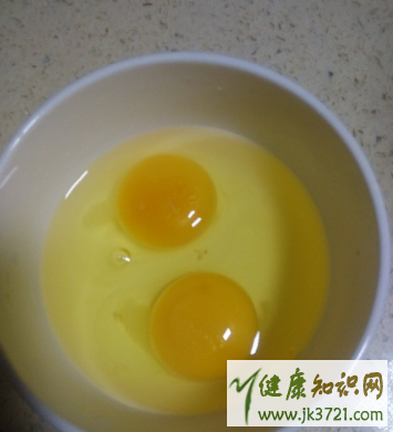 蒸鸡蛋可以放虾皮吗怎样做虾皮蒸鸡蛋给孩子吃插图2 蒸鸡蛋可以放虾皮吗怎样做虾皮蒸鸡蛋给孩子吃插图2