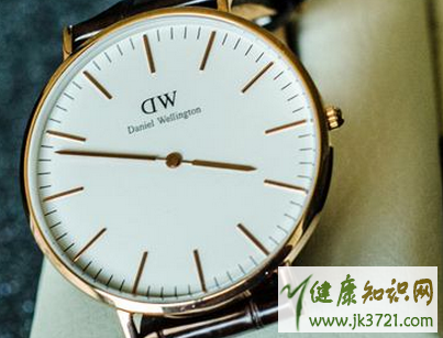 DW手表是什么牌子DW手表怎么鉴别真假插图1