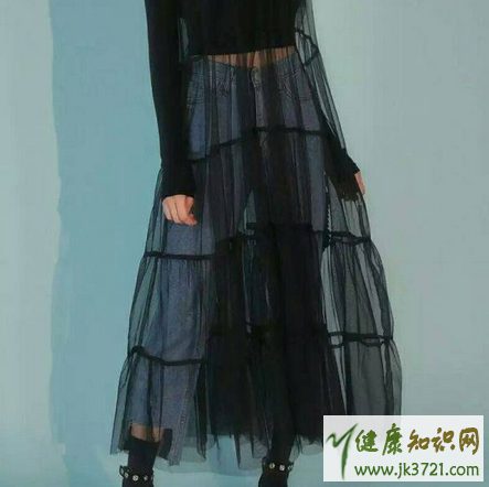 2017春季流行什么样的服饰春季流行服装及穿搭女生版插图14 2017春季流行什么样的服饰春季流行服装及穿搭女生版插图14