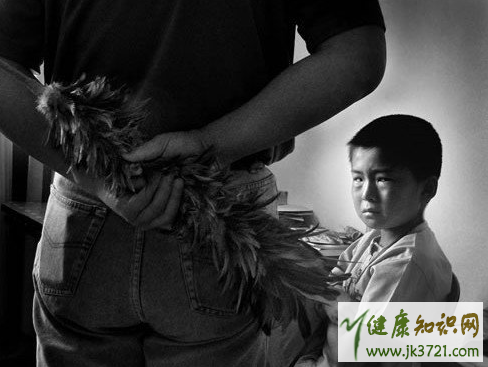 这两个年龄段的宝宝打不得宝宝爸妈要谨记插图1