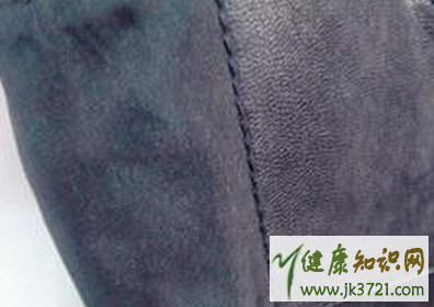 皮衣为什么会发霉皮衣发霉怎么处理插图1 皮衣为什么会发霉皮衣发霉怎么处理插图1