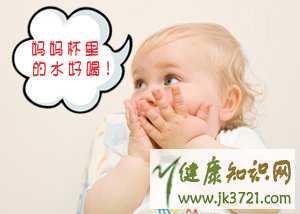 宝宝不爱喝水怎么办宝宝喝水的注意事项插图1
