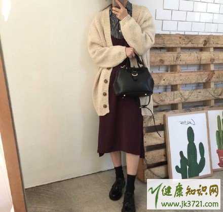 小个子女生搭配推荐小个子女生穿衣技巧插图2 小个子女生搭配推荐小个子女生穿衣技巧插图2