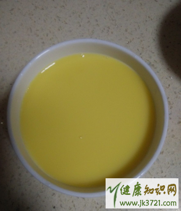 蒸鸡蛋可以放虾皮吗怎样做虾皮蒸鸡蛋给孩子吃插图5 蒸鸡蛋可以放虾皮吗怎样做虾皮蒸鸡蛋给孩子吃插图5
