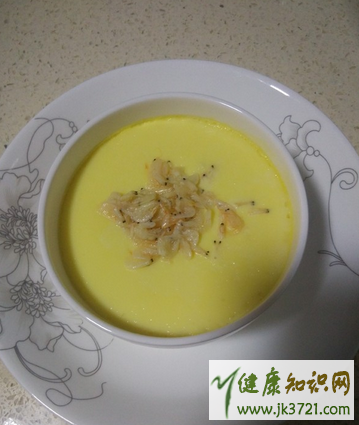 蒸鸡蛋可以放虾皮吗怎样做虾皮蒸鸡蛋给孩子吃插图9 蒸鸡蛋可以放虾皮吗怎样做虾皮蒸鸡蛋给孩子吃插图9