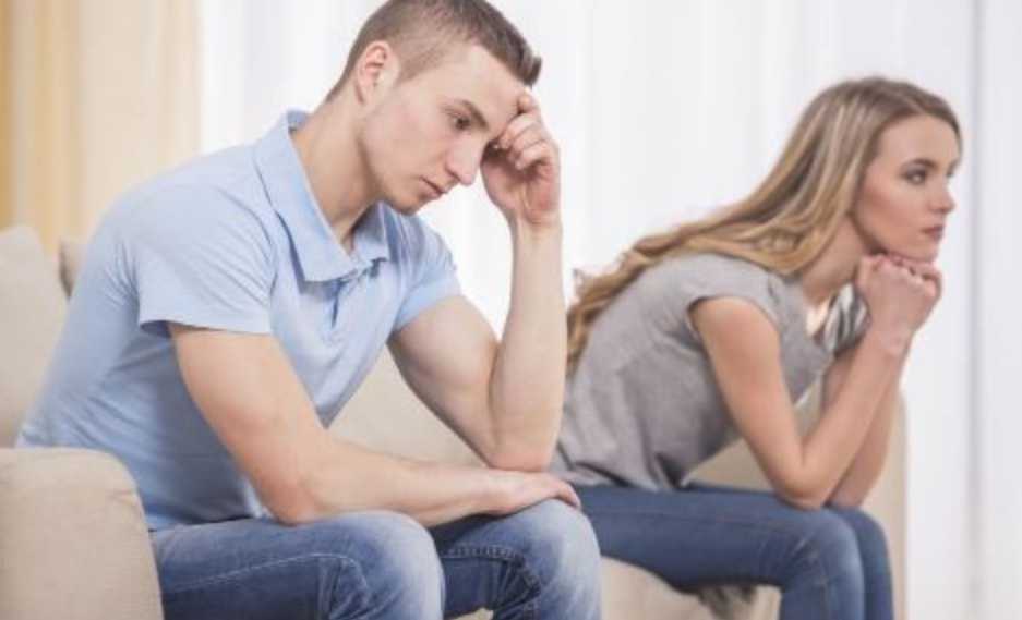怀孕期间出血的原因是什么?孕期出现这4种现象时要注意插图1 undefined