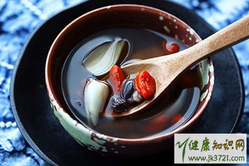月经期间不能吃的水果和食物有哪些月经期间杜绝的食物插图4