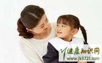 单亲家庭如何教育孩子单亲家庭教育误区插图1 单亲家庭如何教育孩子单亲家庭教育误区插图1
