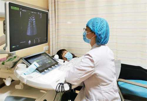 唐都医院哪个试管婴儿医生技术好？2025年最新生殖科专家推荐插图1