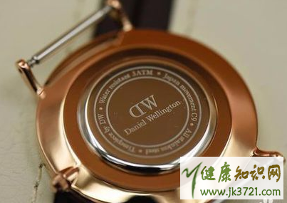 DW手表是什么牌子DW手表怎么鉴别真假插图2
