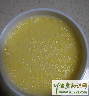 蒸鸡蛋可以放虾皮吗怎样做虾皮蒸鸡蛋给孩子吃插图3 蒸鸡蛋可以放虾皮吗怎样做虾皮蒸鸡蛋给孩子吃插图3