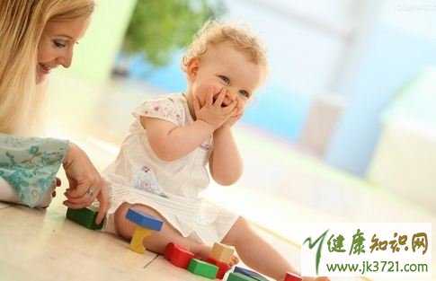 宝宝乳牙迟迟不掉怎么办如何预防宝宝乳牙滞留插图 宝宝乳牙迟迟不掉怎么办如何预防宝宝乳牙滞留插图