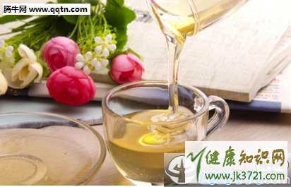 经期可以喝蜂蜜水吗经期喝蜂蜜水有什么好处插图 经期可以喝蜂蜜水吗经期喝蜂蜜水有什么好处插图