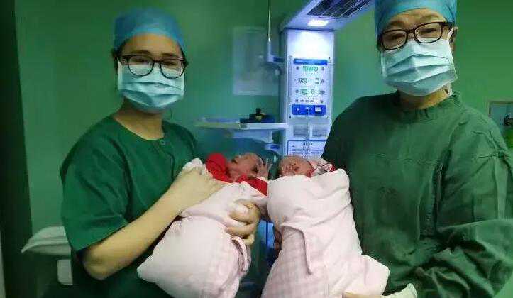深圳哪个医院做试管人工双胞胎？试管双胞胎可行吗？插图2