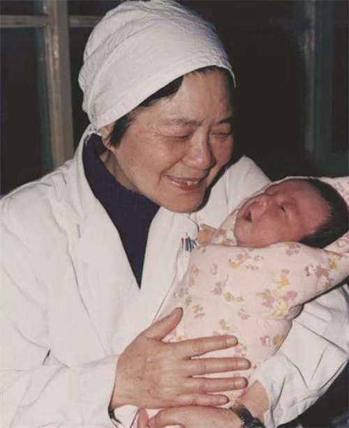 广州做试管婴儿价格多少?广州三代试管是用老公的精子吗?插图 广州做试管婴儿价格多少?广州三代试管是用老公的精子吗?插图