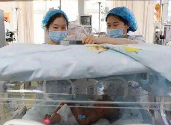 深圳哪个医院做试管人工双胞胎？试管双胞胎可行吗？插图1